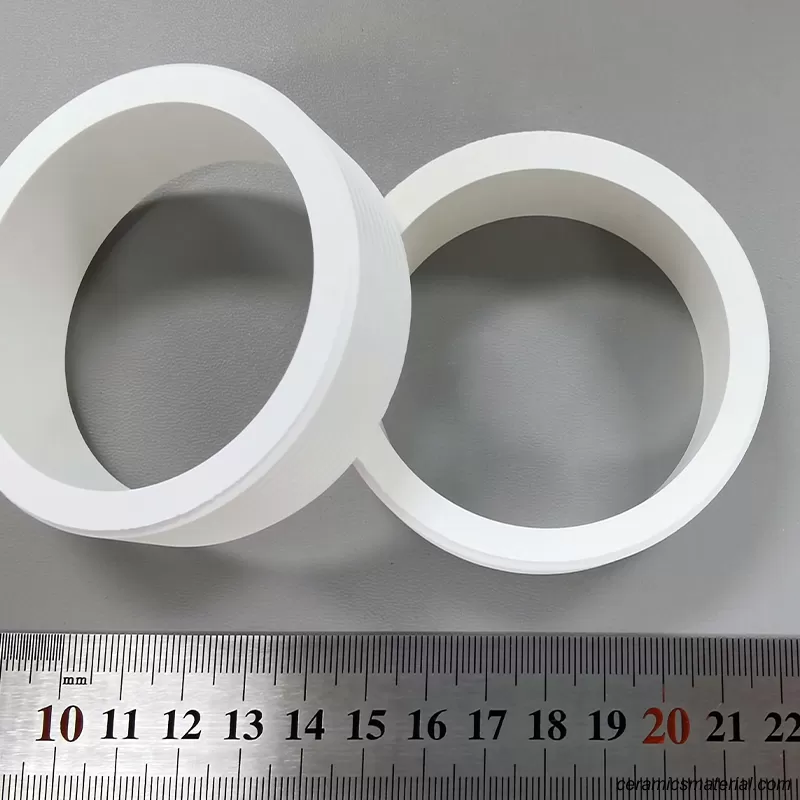 Boron nitride ceramic threaded fastening ring